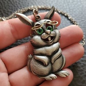 VTG JJ necklace w/bunny pendant